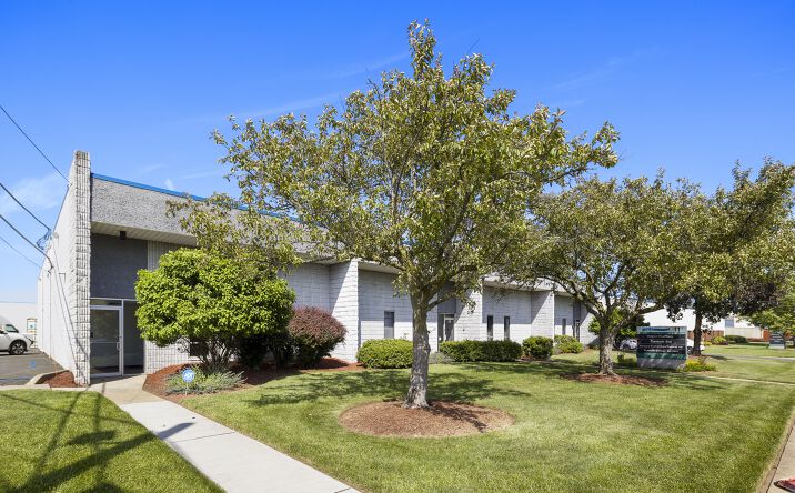 Pictures of Industrial property located at 11 Jules Ln, New Brunswick, NJ 08901 for lease - image #1