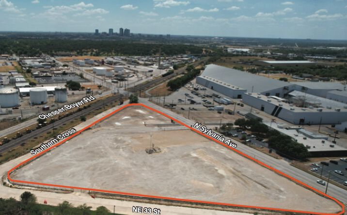 Pictures of Land property located at 3200-3300 N. Sylvania Ave., Fort Worth, TX 76111 for lease - image #1