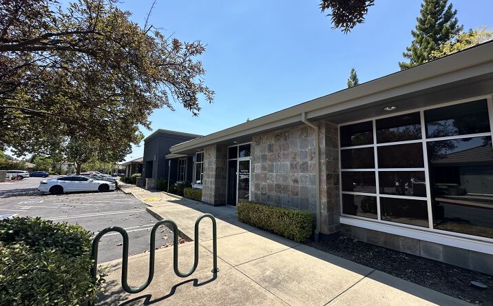 Pictures of Office property located at 951 Reserve Dr, Roseville, CA 95678 for lease - image #1