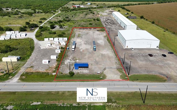 Pictures of Retail, Industrial, Land property located at 2063 Co Rd 45, Corpus Christi, TX 78415 for lease - image #1