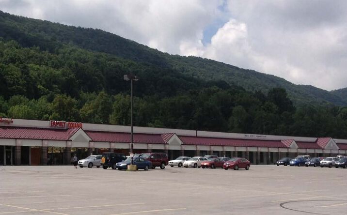 Pictures of Retail property located at 3032 E Cumberland Rd, Bluefield, WV 24701 for lease - image #1