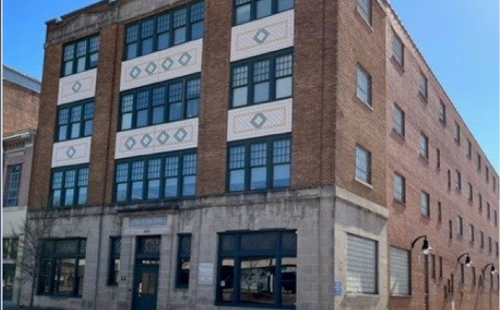 Pictures of Office property located at 440 Martin Luther King Jr Blvd, Macon, GA 31201 for lease - image #1