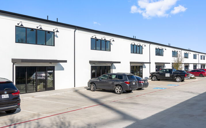 Pictures of Industrial property located at 1750 Briercroft Ct, Carrollton, TX 75006 for lease - image #1