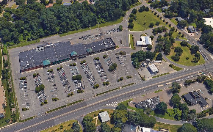 Pictures of Retail property located at 447-473 NJ-35, Middletown, NJ 07701 for lease - image #1