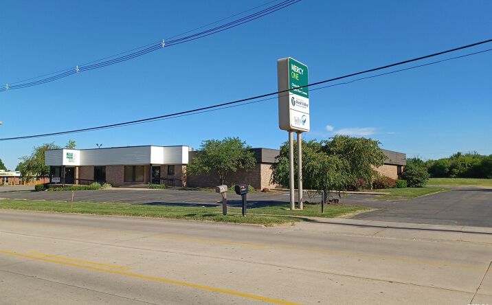 Pictures of Office property located at 931 13TH Avenue North, Clinton, IA 52732 for lease - image #1