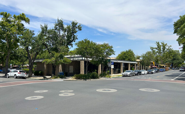 Pictures of Retail property located at 300 E St, Davis, CA 95616 for lease - image #1