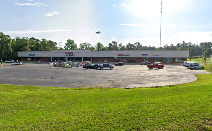 Pictures of Retail property located at 1848 Northside Dr E, Statesboro, GA 30458 for lease - image #1