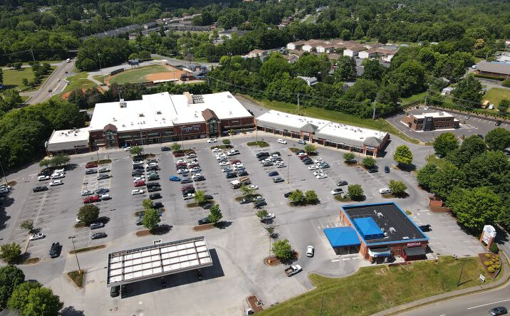 Pictures of Retail, Office, Restaurant property located at 1805 West State of Franklin Road, Johnson City, TN 37604 for lease - image #1