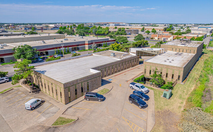 Pictures of Office property located at 500 N Meridian Ave, Oklahoma City, OK 73107 for lease - image #1