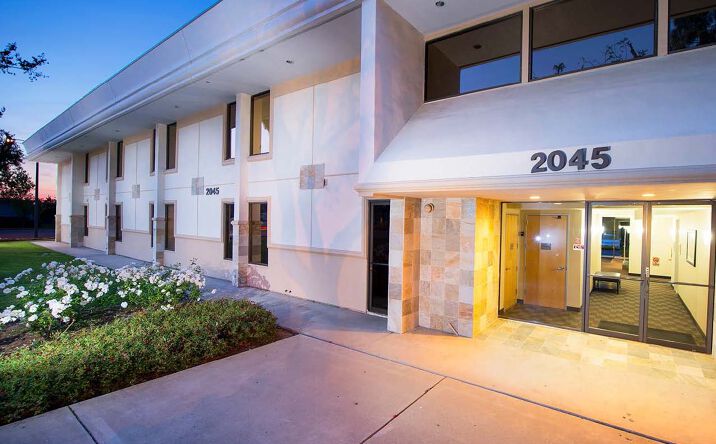 Pictures of Office property located at 2045 Royal Ave, Simi Valley, CA 93065 for lease - image #1