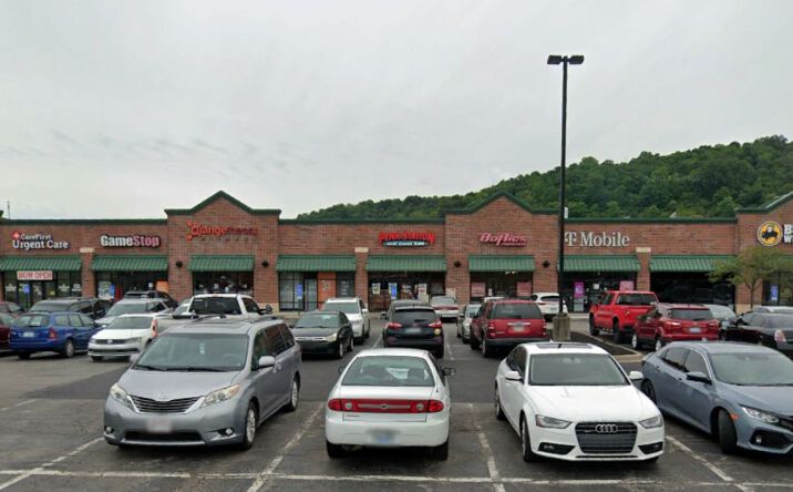 Pictures of Retail property located at 3445 Valley Plaza Pkwy, Fort Wright, KY 41017 for lease - image #1