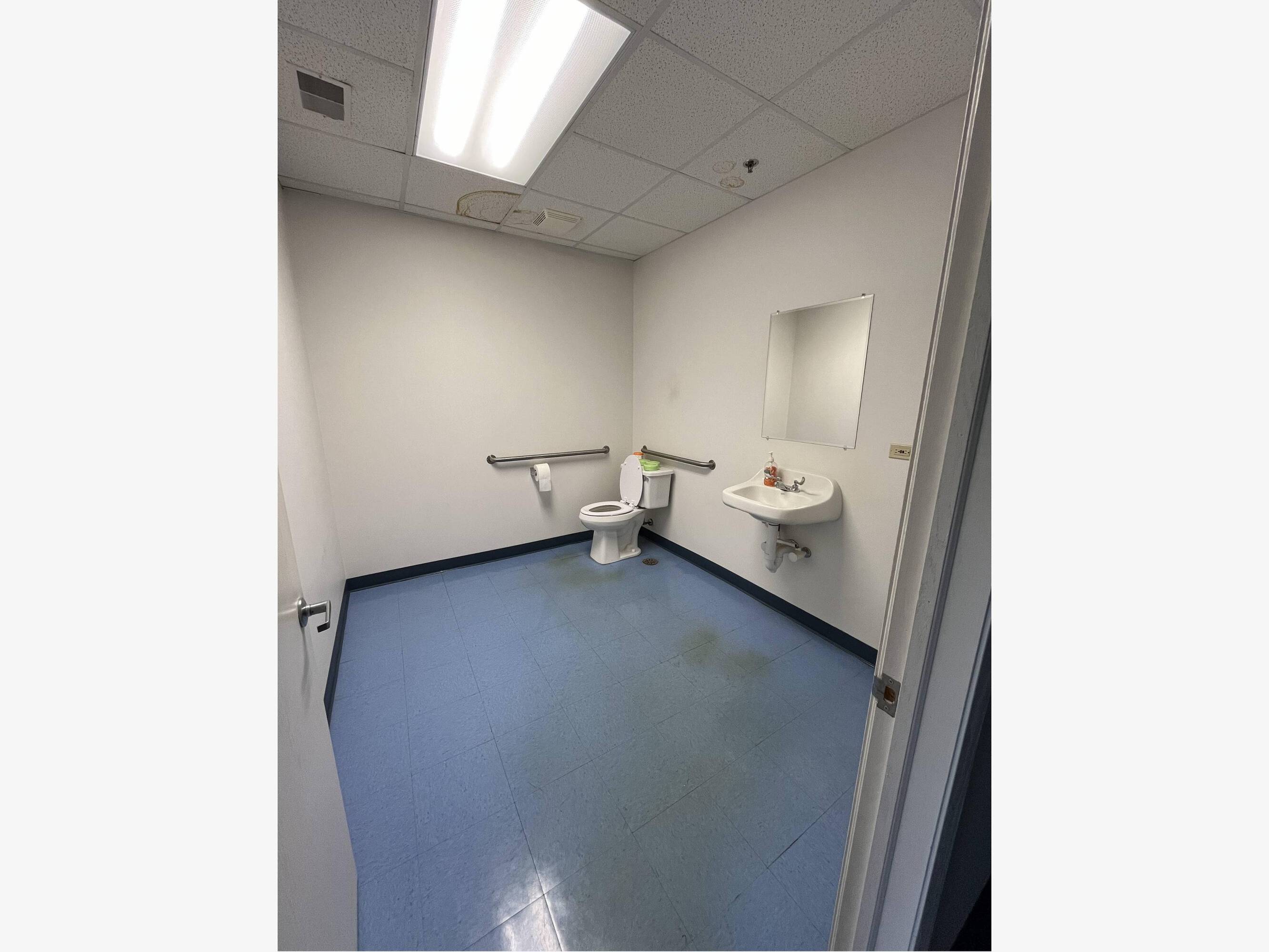 591 N Wolf Rd, Wheeling, IL 60090 | Crexi.com