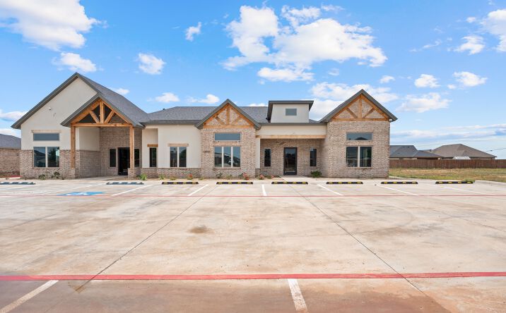 Pictures of Office property located at 13806 Quaker Ave, Lubbock, TX 79424 for lease - image #1