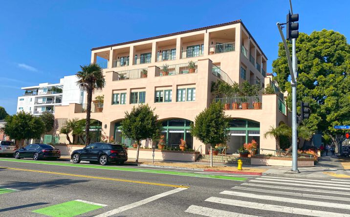 Pictures of Office property located at 1250 6th St, Santa Monica, CA 90401 for lease - image #1