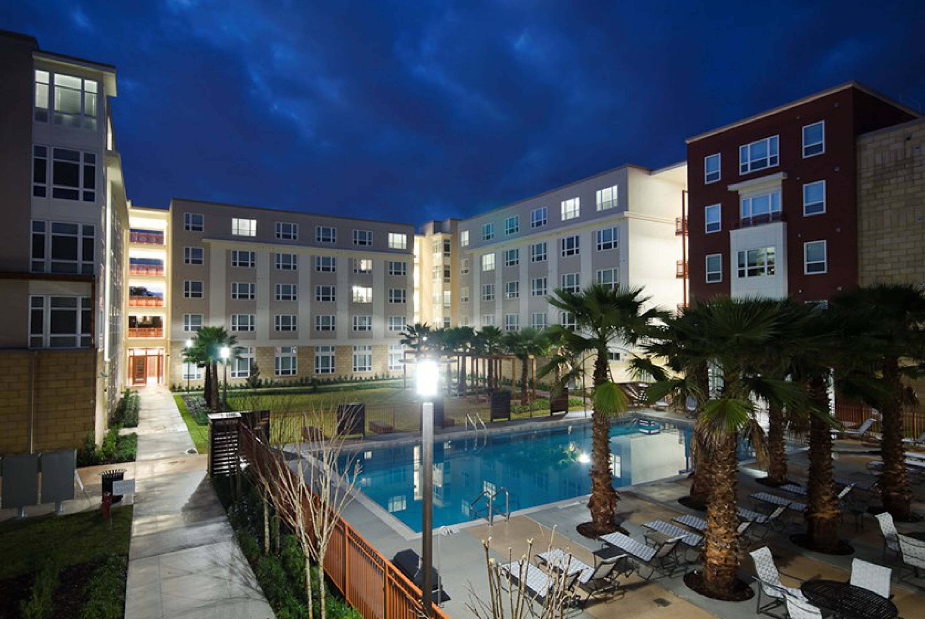 491 W UNIVERSITY AVE, #A, Gainesville, FL 32601 | Crexi.com
