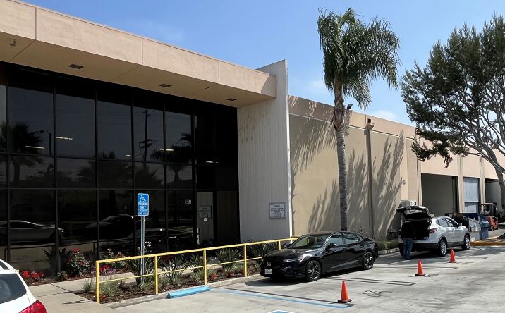 Pictures of Industrial property located at 303 N Oak St, Inglewood, CA 90302 for lease - image #1