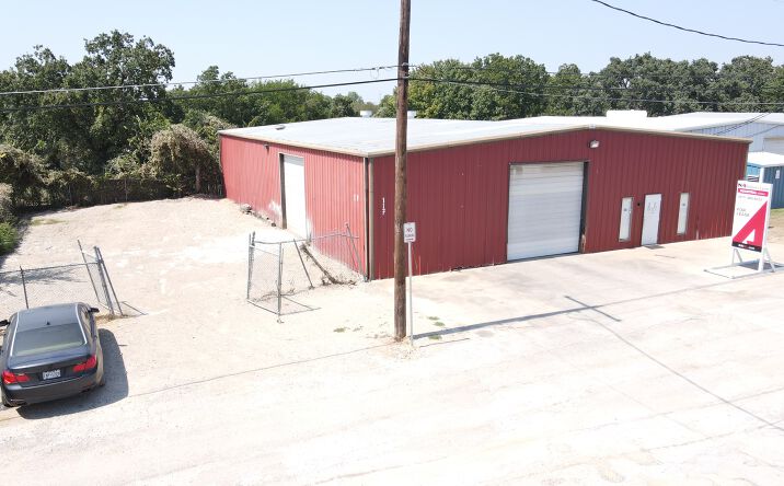 Pictures of Industrial property located at 117 Industrial Dr., Kennedale, TX 76060 for lease - image #1