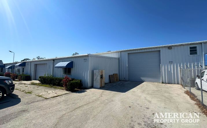 Pictures of Industrial property located at 1657 W University Pkwy, Sarasota, FL 34243 for lease - image #1