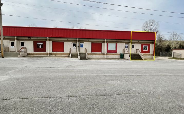 Pictures of Retail, Office, Industrial property located at 1414 Goblin Dr, Harrison, AR 72601 for lease - image #1