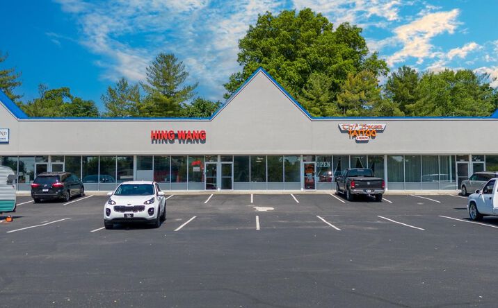 Pictures of Retail property located at 2119 E Spring St, New Albany, IN 47150 for lease - image #1
