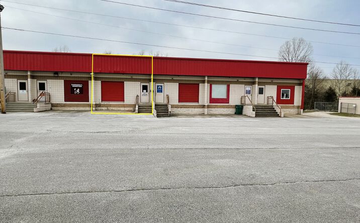 Pictures of Retail, Office, Industrial property located at 1414 Goblin Drive, Harrison, AR 72601 for lease - image #1