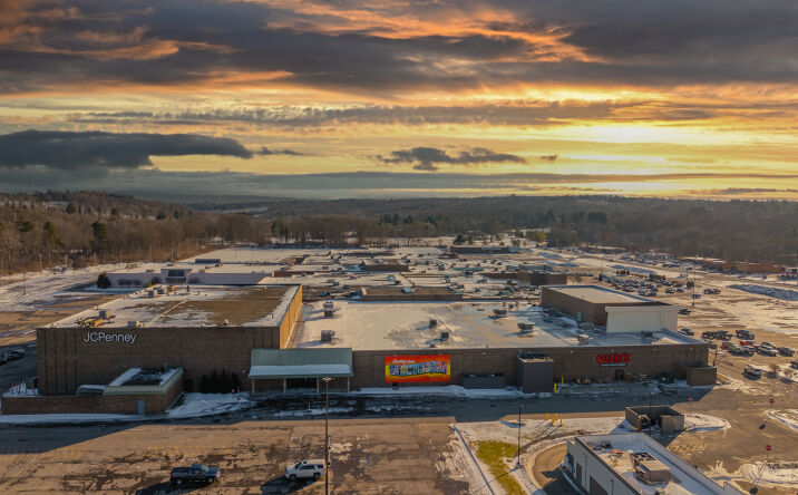 Pictures of Retail, Office, Restaurant property located at 318 E Fairmount Ave, Lakewood, NY 14750 for lease - image #1