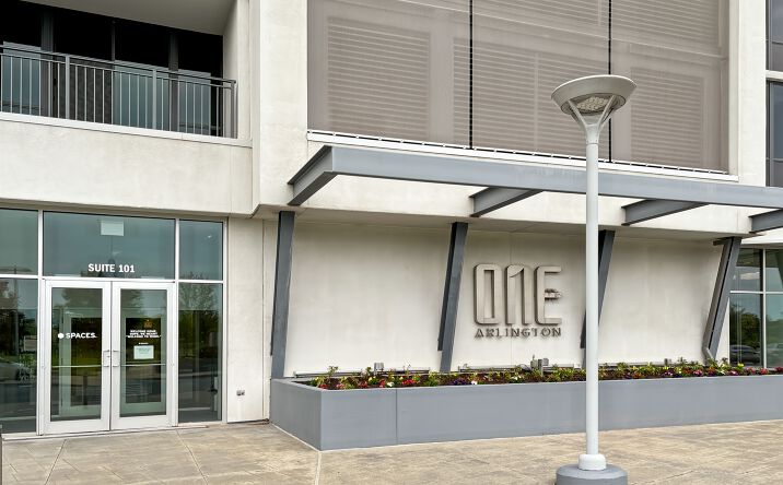Pictures of Office property located at 3400 W Stonegate Blvd, Suite 100,, Arlington Heights, IL 60005 for lease - image #1