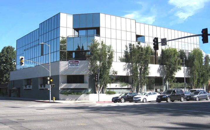 Pictures of Office property located at 5170 Sepulveda Blvd, Los Angeles, CA 91403 for lease - image #1