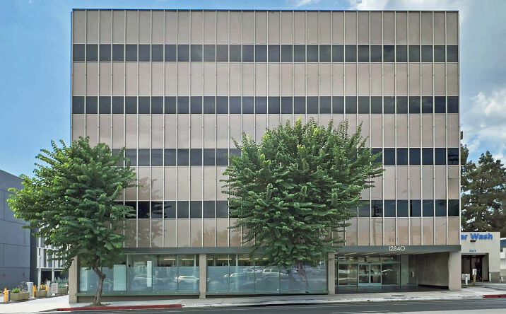 Pictures of Office property located at 12840 Riverside Dr, Valley Village, CA 91607 for lease - image #1