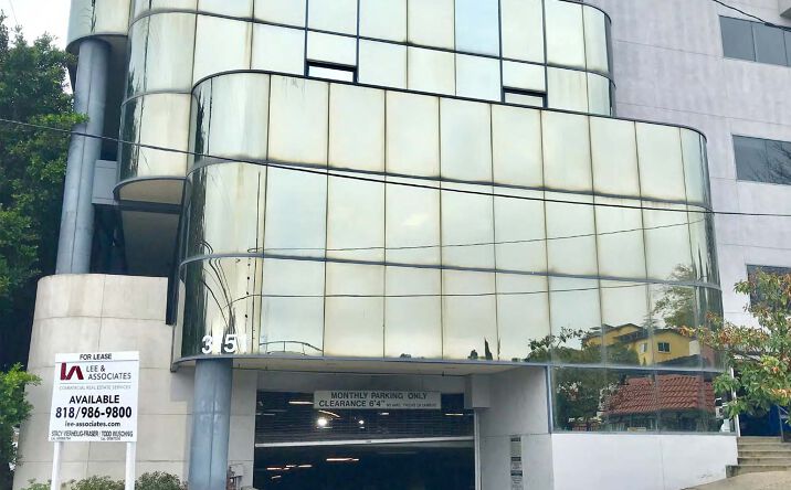 Pictures of Office property located at 3151 Cahuenga Blvd W, Los Angeles, CA 90068 for lease - image #1