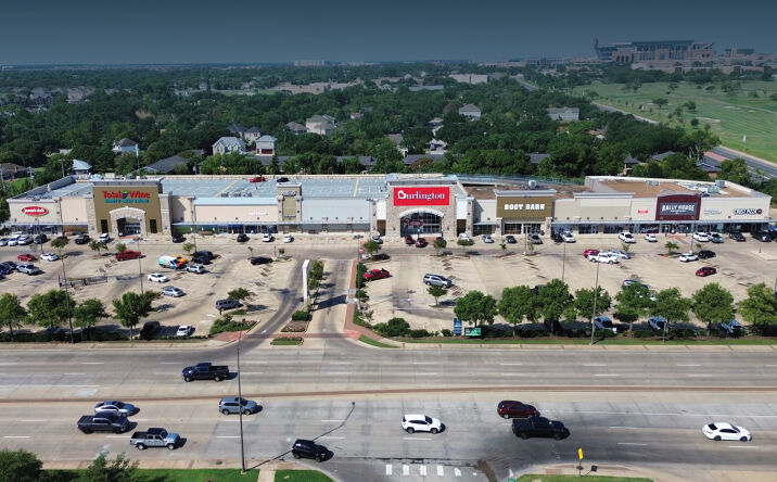 Pictures of Retail property located at 1400 Texas Ave S, College Station, TX 77840 for lease - image #1