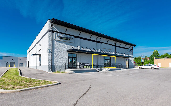 Pictures of Retail, Office, Restaurant property located at 9685 Mall Loop, Fairmont, WV 26554 for lease - image #1