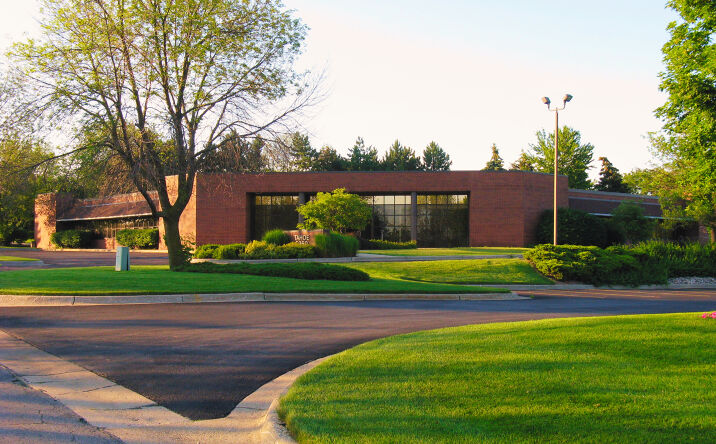 Pictures of Office property located at 5960 Tahoe Dr, Grand Rapids, MI 49546 for lease - image #1