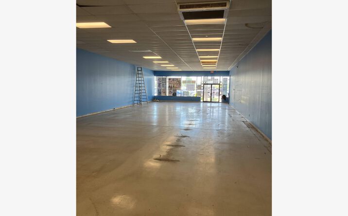 Pictures of Retail, Industrial, Restaurant property located at 376 Jefferson Rd, Rochester, NY 14623 for lease - image #1