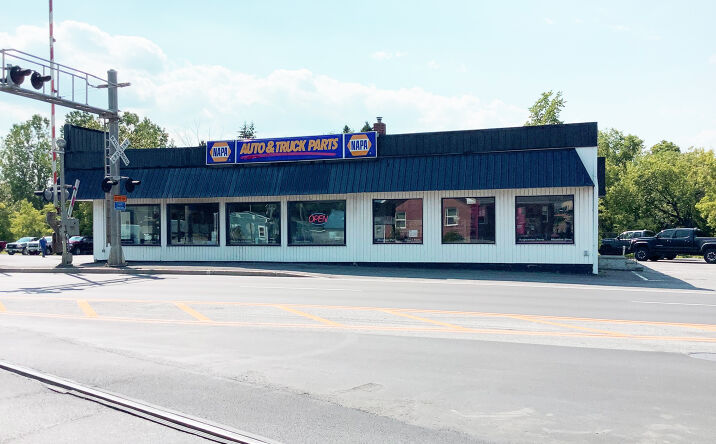 Pictures of Retail, Industrial property located at 611 Main St, Presque Isle, ME 04769 for sales - image #1