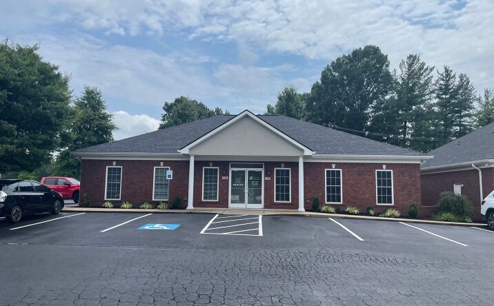 Pictures of Office property located at 662 Sango Rd, Clarksville, TN 37043 for lease - image #1
