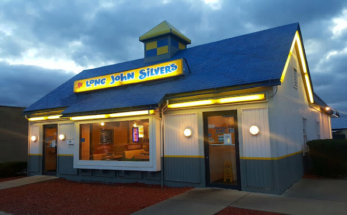 Pictures of Restaurant property located at 2520 Romig Rd, Akron, OH 44320 for lease - image #1