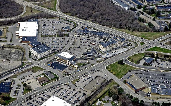Pictures of Retail, Office property located at Chapel View Blvd, Cranston, RI 02920 for sales - image #1