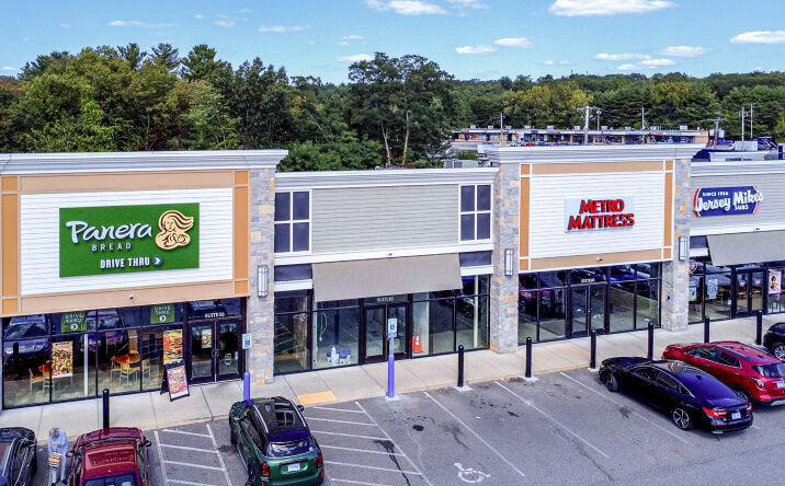 Pictures of Retail property located at 473 Putnam Pike, Smithfield, RI 02828 for lease - image #1