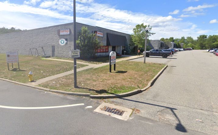 Pictures of Industrial property located at 11 Farber Dr, Bellport, NY 11713 for lease - image #1
