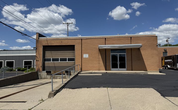 Pictures of Industrial property located at 3190 Kettering Blvd, Moraine, OH 45439 for lease - image #1