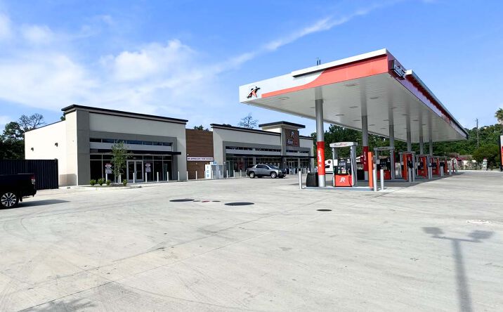 Pictures of Retail property located at 8136 Tidwell Rd, Houston, TX 77028 for lease - image #1