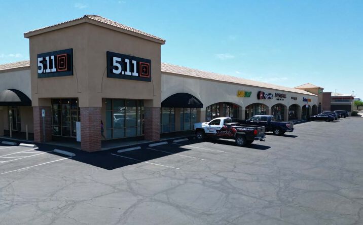Pictures of Retail property located at 3950-3994 N Oracle Rd, Tucson, AZ 85705 for lease - image #1