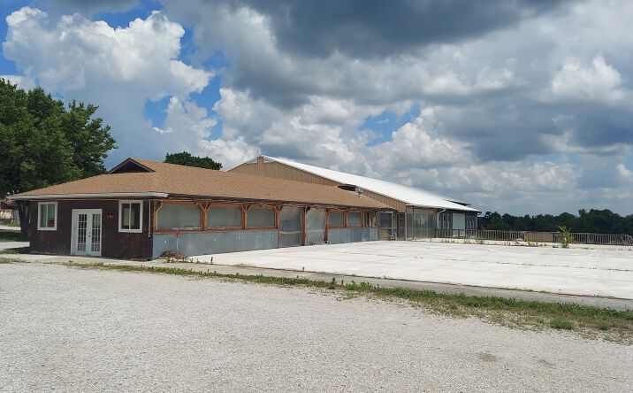 Pictures of Retail, Industrial, Special Purpose property located at 264 E 2100 Rd, Wellsville, KS 66092 for lease - image #1
