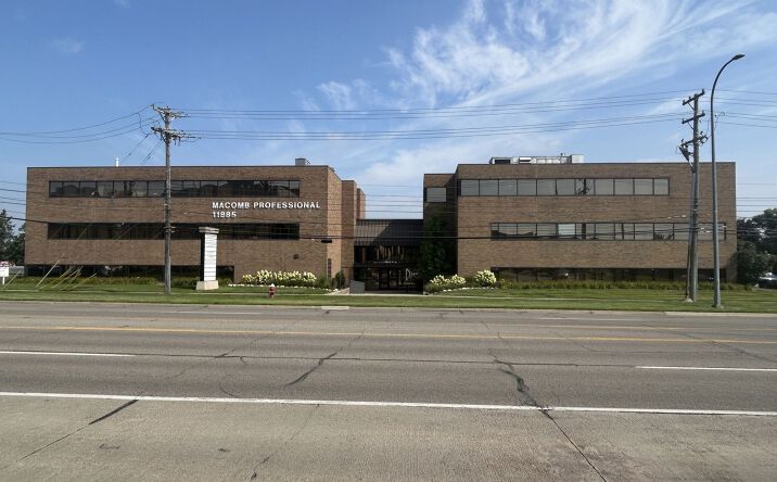 Pictures of Office property located at 11885 Twelve Mile Rd, Warren, MI 48093 for lease - image #1