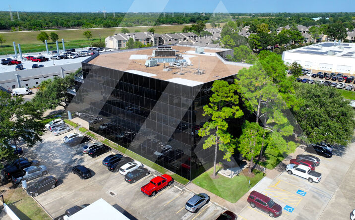 Pictures of Office property located at 11931 Wickchester Ln, Houston, TX 77043 for lease - image #1