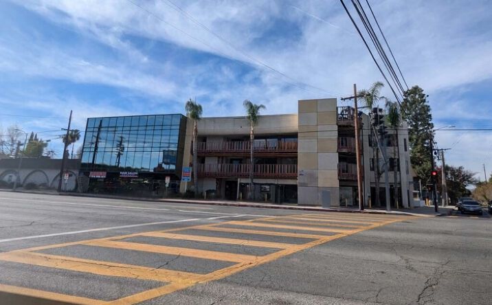 Pictures of Office property located at 6047 Tampa Ave, Los Angeles, CA 91356 for lease - image #1