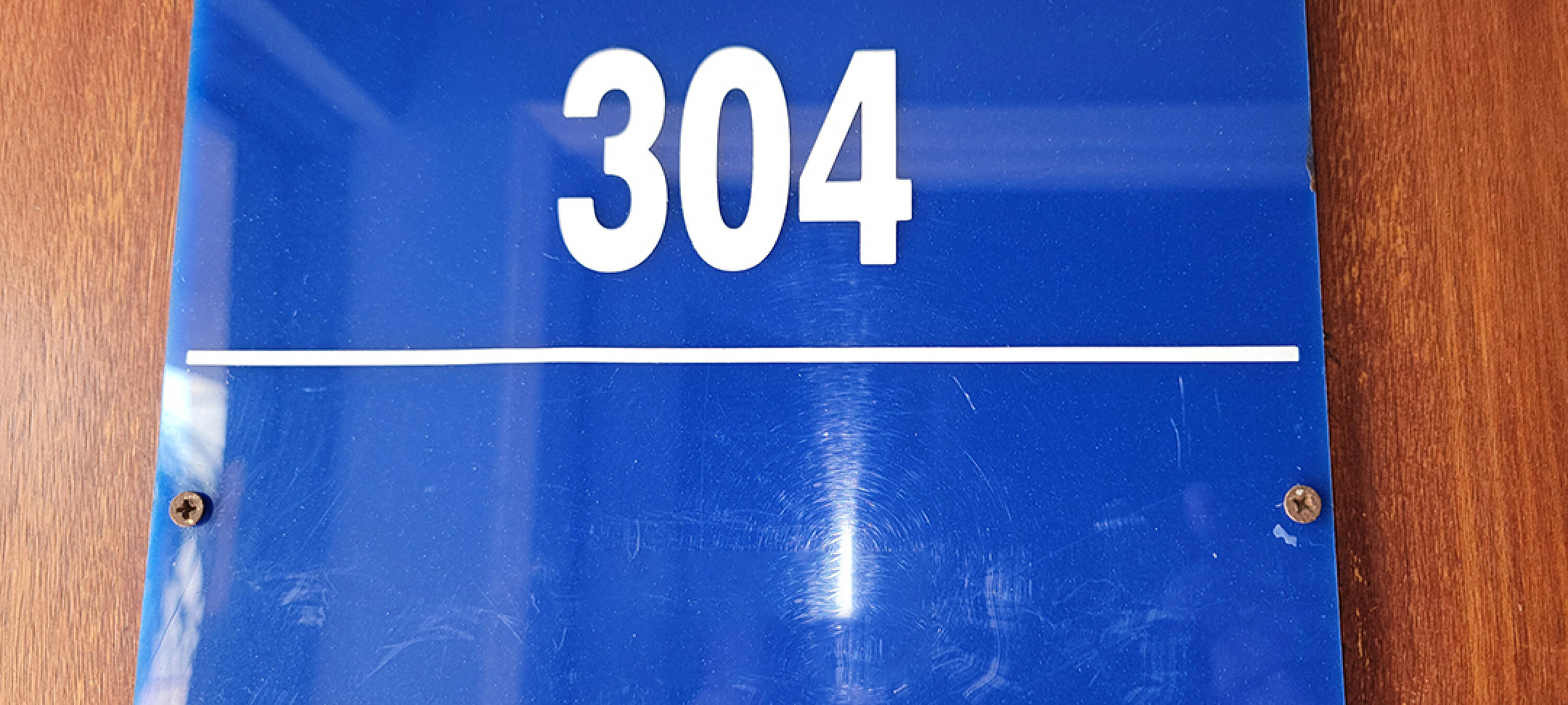 2104931