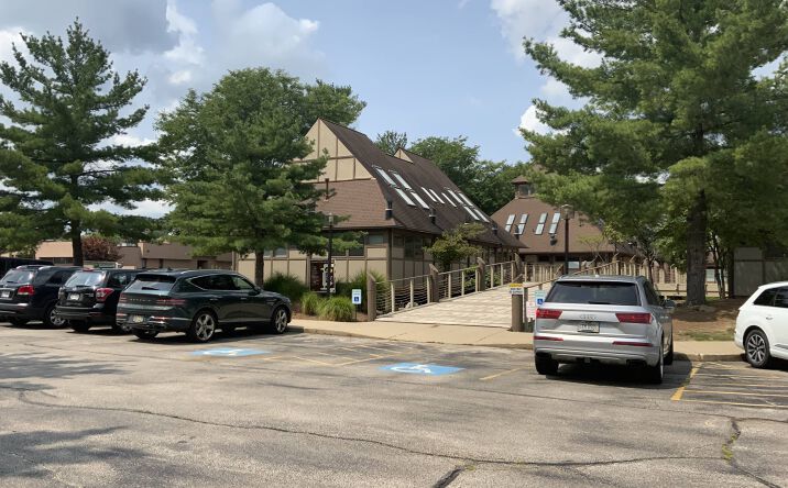 Pictures of Office property located at 150 N Miller Rd, Fairlawn, OH 44333 for lease - image #1