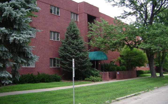 Pictures of Office property located at 509 W Capitol Ave, Springfield, IL 62704 for lease - image #1